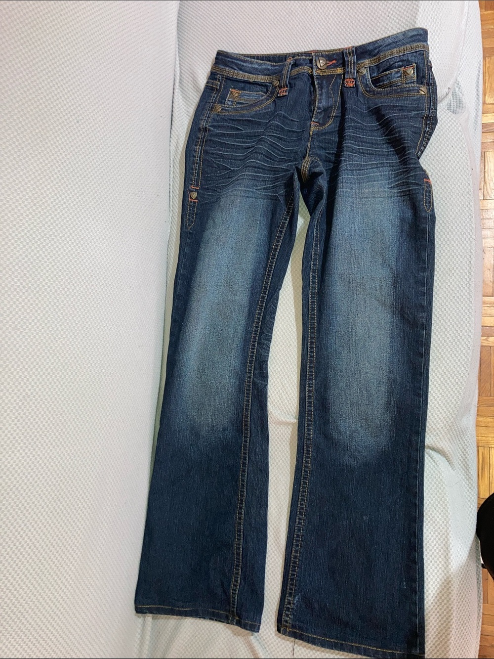 Classic Men's Dark Blue Bootcut Jeans with Whisker Fade
